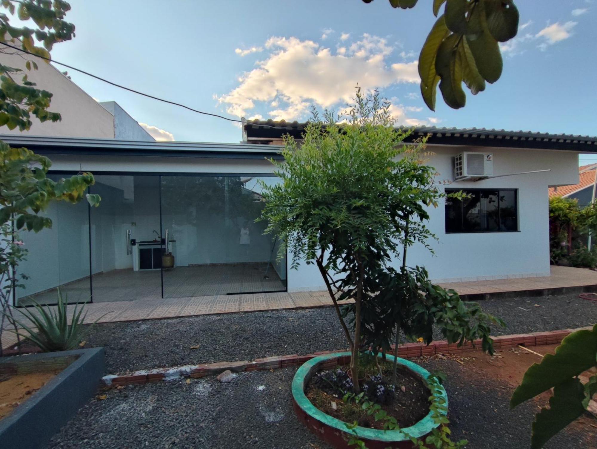 Quarto California Campo Novo do Parecis Exterior photo