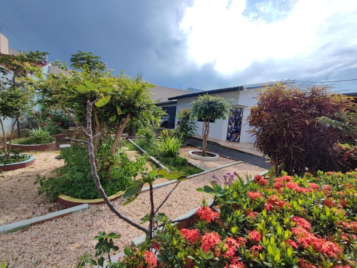 Quarto California Campo Novo do Parecis Exterior photo
